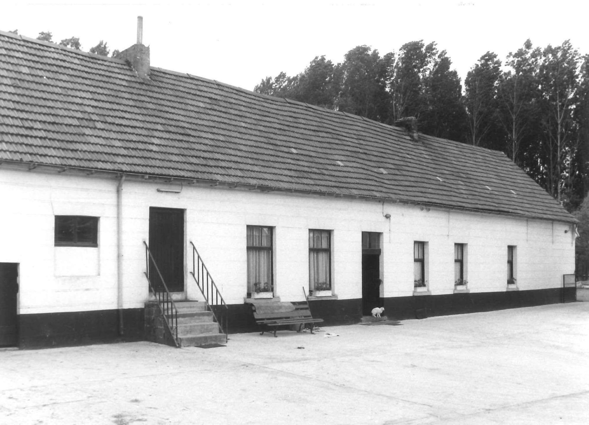 De langgevel van de hoeve De Vinkemolen, historische foto